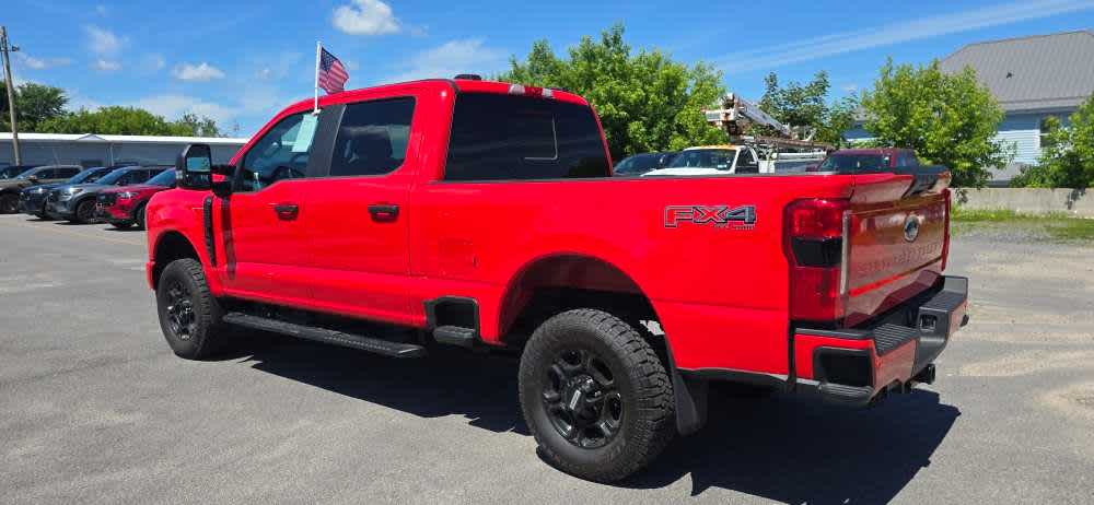 2024 Ford Super Duty F-350 SRW Pickup XL