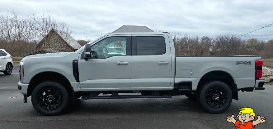 2026 Ford Super Duty F-350 SRW XLT