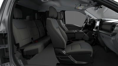 2027 Ford Super Duty F-350 SRW XLT
