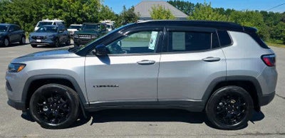 2022 Jeep Compass Altitude