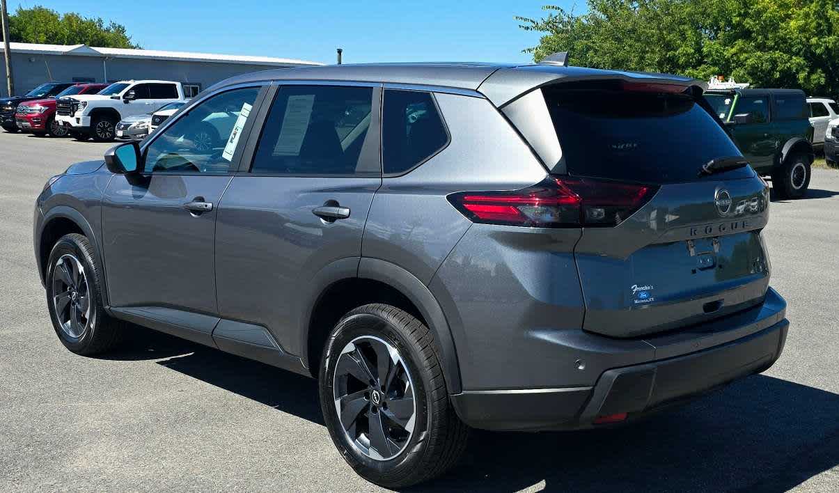 2025 Nissan Rogue SV